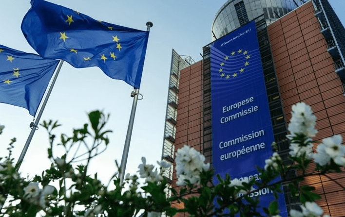 “自废武功”还不够?欧盟对乌克兰发出通牒:想加入就扬弃重工业|十大外围足球大平台(图5)
“自废武功”还不够?欧盟对乌克兰发出通牒:想加入就扬弃重工业|十大外围足球大平台(图5)